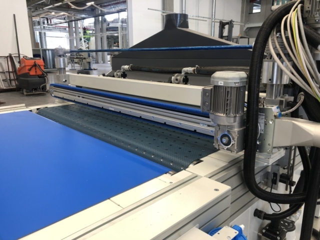 CLEANING MACHINE